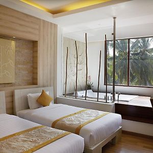 Junior Suite Spa Bath